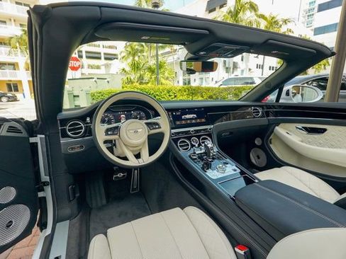 Used 2024 Bentley Continental GT Speed image 62