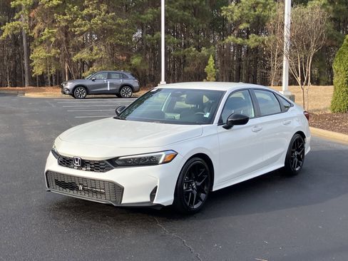 Used 2025 Honda Civic Sport image 6