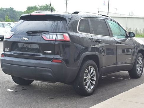 Used 2021 Jeep Cherokee Latitude Plus AWD/4WD image 9