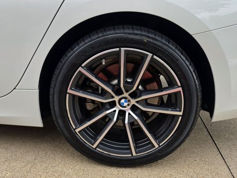 Used 2019 BMW 330i xDrive Sedan w/ Convenience Package AWD/4WD image 14