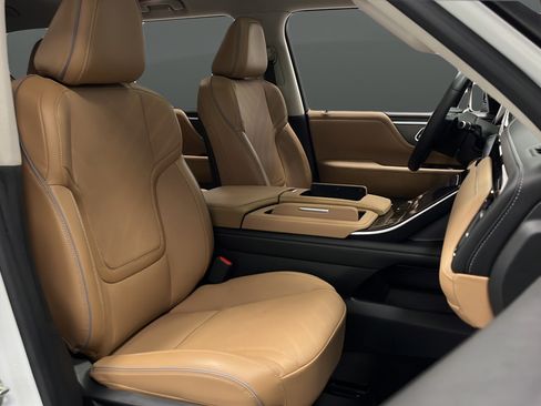 Used 2025 INFINITI QX80 Luxe AWD/4WD image 24