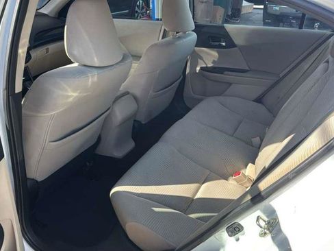 Used 2017 Honda Accord LX image 11