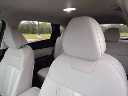 Used 2025 Hyundai Tucson SEL image 16