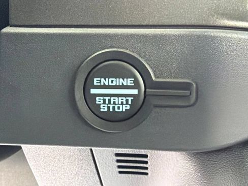 New 2025 Ford Bronco Badlands AWD/4WD image 25