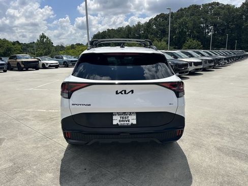 Certified 2025 Kia Sportage X-Line AWD/4WD image 8