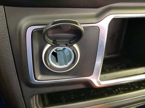 Used 2023 Jeep Wrangler Sport image 26