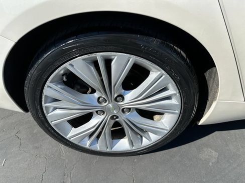 Used 2014 Chevrolet Impala LTZ FWD image 9