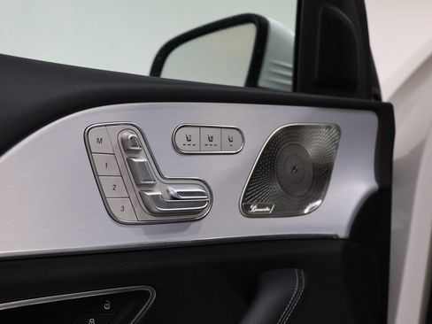Used 2026 Mercedes-Benz GLS 450 4MATIC image 18