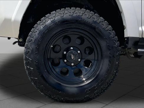 Used 2018 Toyota 4Runner SR5 RWD image 11