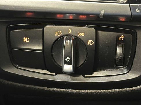 Used 2017 BMW X5 xDrive50i image 19