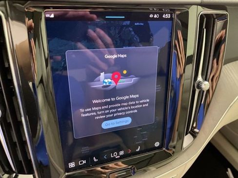 Certified 2024 Volvo XC60 T8 Plus w/ Protection Package image 32