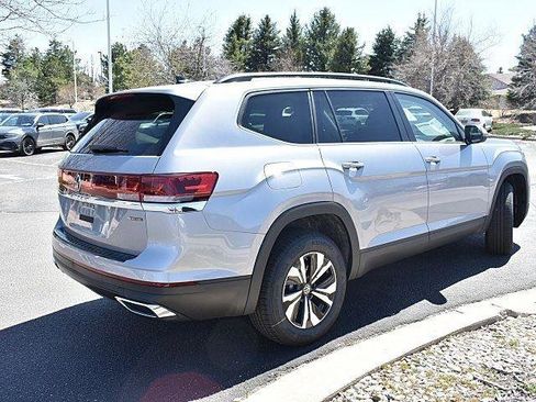 New 2025 Volkswagen Atlas SE image 6
