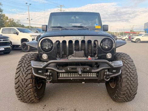 Used 2014 Jeep Wrangler Unlimited Sport w/ Quick Order Package 24S AWD/4WD image 2