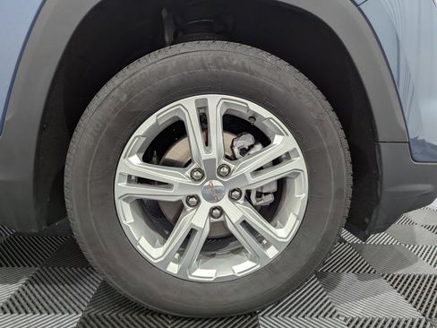 Used 2024 GMC Terrain SLE w/ Driver Convenience Package AWD/4WD image 6