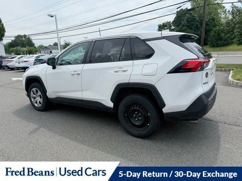 Used 2023 Toyota RAV4 LE AWD/4WD image 19
