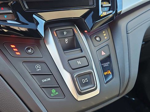 Certified 2024 Honda Odyssey Sport image 23