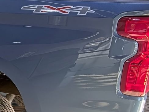 Used 2024 Chevrolet Silverado 1500 LT image 10