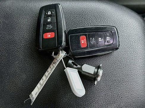 Used 2023 Toyota RAV4 XLE w/ Convenience Package AWD/4WD image 34