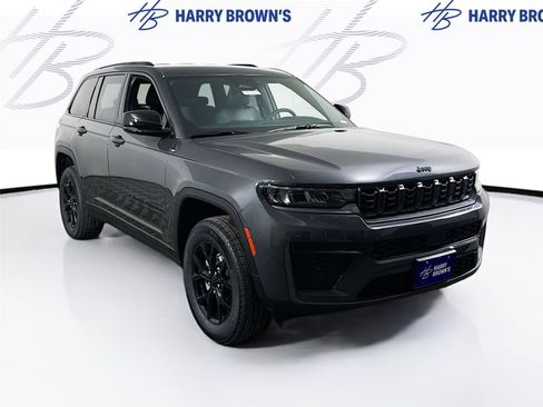 New 2026 Jeep Grand Cherokee Altitude image 26