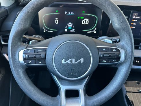 Used 2023 Kia Sportage LX AWD/4WD image 24