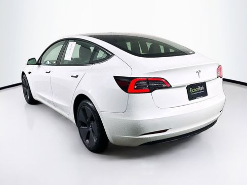 Used 2023 Tesla Model 3 Standard Range image 5