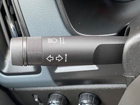 Used 2022 Chevrolet Colorado Z71 image 50