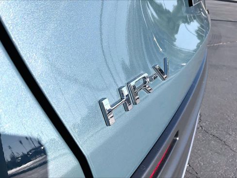 Used 2025 Honda HR-V Sport image 9