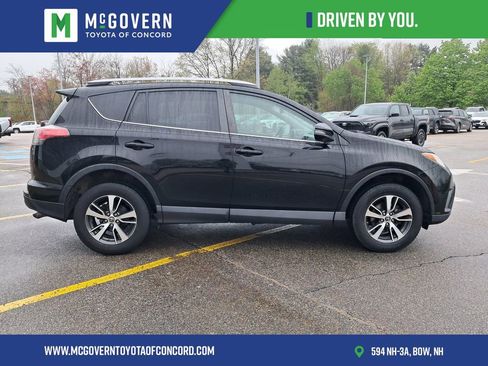Used 2018 Toyota RAV4 XLE AWD/4WD image 7