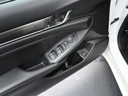 Certified 2022 Honda Accord Sport image 20