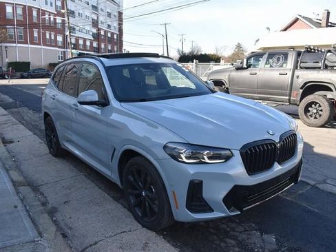 Used 2023 BMW X3 sDrive30i w/ M Sport Package image 4