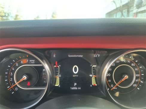 Used 2023 Jeep Wrangler Unlimited Rubicon w/ Cold Weather Group image 15