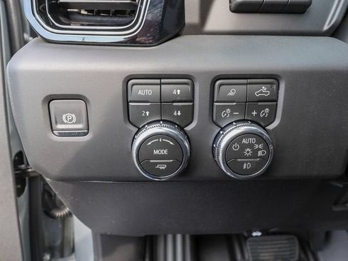 New 2026 GMC Sierra 3500 AT4 w/ AT4 Premium Plus Package AWD/4WD image 22