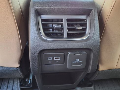 Used 2025 Chevrolet Blazer Premier w/ Driver Confidence II Package FWD image 17