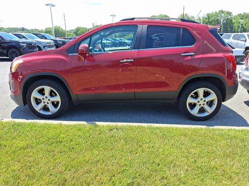 Used 2015 Chevrolet Trax LTZ AWD/4WD image 4