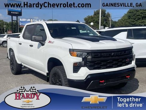 New 2026 Chevrolet Silverado 1500 Custom Trail Boss AWD/4WD image 1