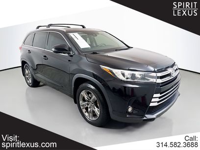 Used 2017 Toyota Highlander Limited Platinum