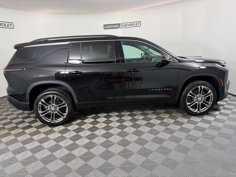 New 2025 Chevrolet Traverse LT w/ Enhanced Driving Package FWD image 7
