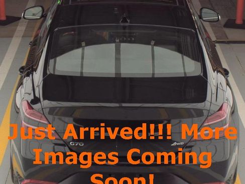 Used 2023 Genesis G70 2.0T w/ Sport Prestige Package image 4