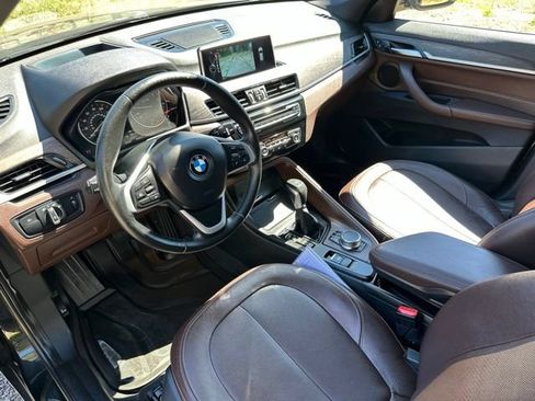 Used 2017 BMW X1 xDrive28i AWD/4WD image 13