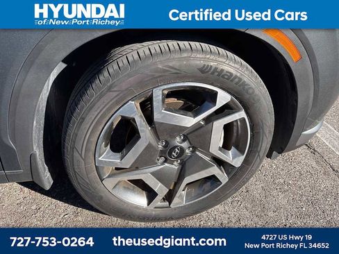 Used 2023 Hyundai Palisade Limited image 6