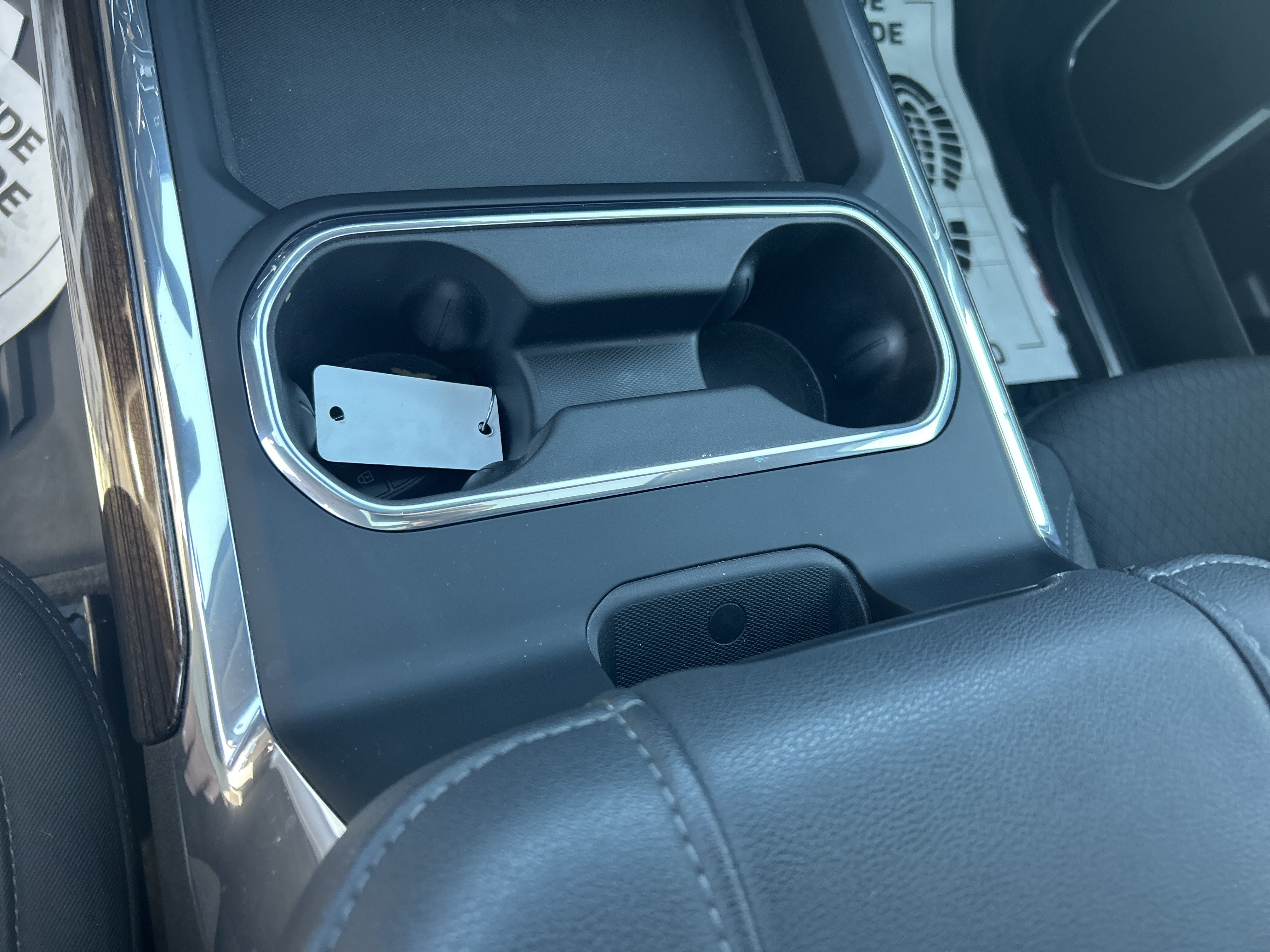 Used 2024 Chevrolet Silverado 2500 LT AWD/4WD image 25