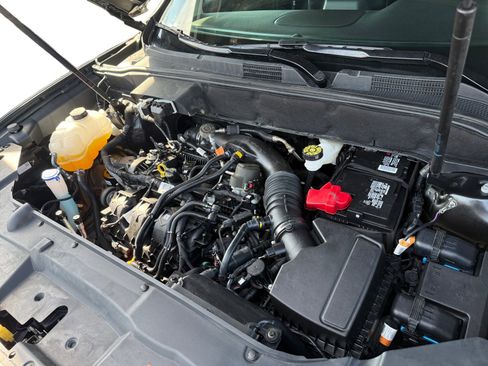 Used 2022 Lincoln Nautilus AWD w/ Premium Package image 13