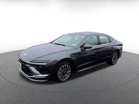 Used 2025 Hyundai Sonata SEL FWD image 7