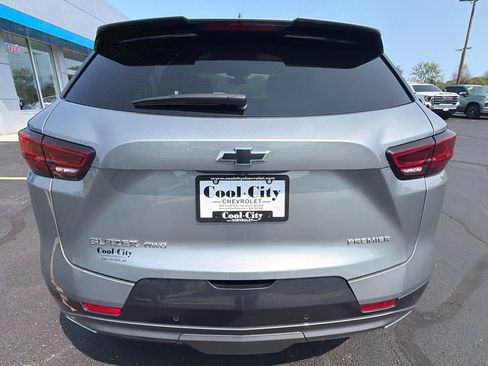 Used 2025 Chevrolet Blazer Premier w/ LPO, Black Sport Package AWD/4WD image 8
