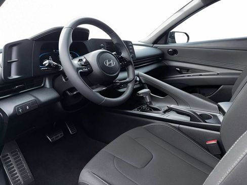 New 2026 Hyundai Elantra Sport FWD image 14