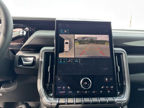 New 2026 GMC Yukon Elevation image 26