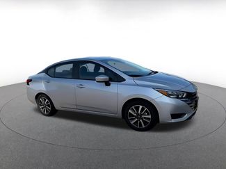 Used 2025 Nissan Versa SV FWD video 2
