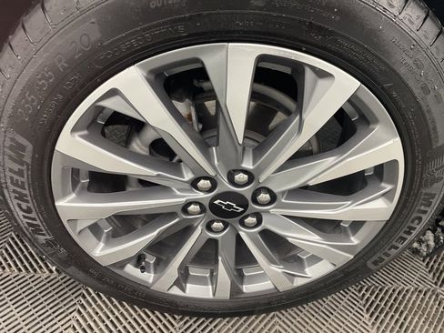 Used 2023 Chevrolet Blazer Premier w/ Driver Confidence II Package image 2