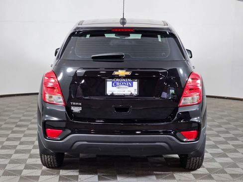 Used 2019 Chevrolet Trax LS w/ LPO, Protection Package FWD image 30