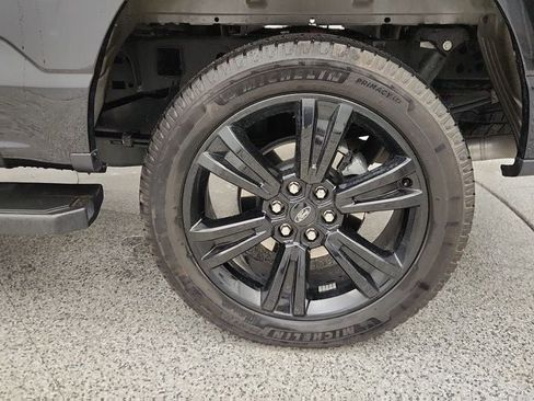 Used 2024 Ford F150 Lariat w/ Equipment Group 502A High image 9